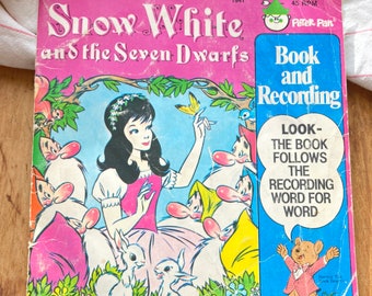 Snow White and the Seven Dwarfs/Book and Recording/Peter Pan 1981/45 RPM/Educational, learn to read/music and sound effects, dramatic action