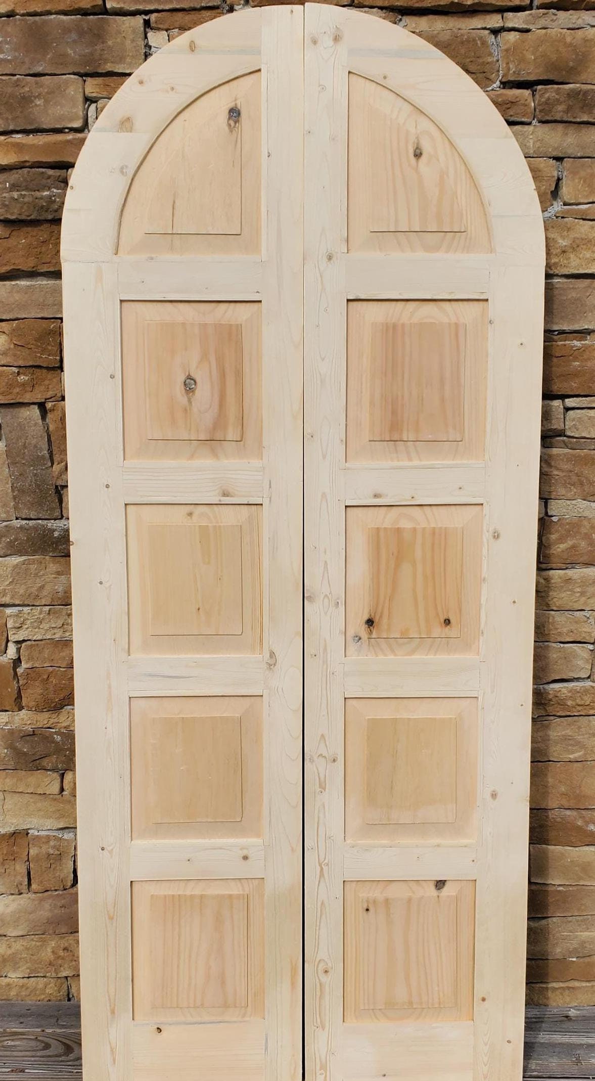 Spruce Arched Double Door Set: Raised Panel, Unfinished Slab (1.25" Thick)