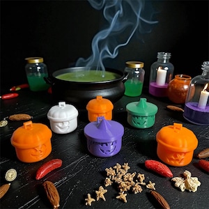 McDonalds Inspired Mini Halloween Buckets, McDonalds Halloween Bucket, Halloween Keychains, Keychain, 3D prints, Cute Keychains, Spooky Gift