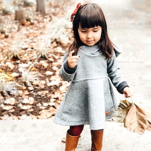 Abito in pile, vestito accogliente, abito con cappuccio, vestito con cappuccio per ragazze, vestito polartec, vestito caldo, vestito per ragazze con cappuccio, vestito invernale, vestito in tweed
