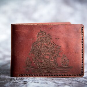 Pirate Ship Wallet hombres cuero Monedero pirata barco Monedero Bifold Monedero grabado personalizado cartera aniversario marido hombre de regalo