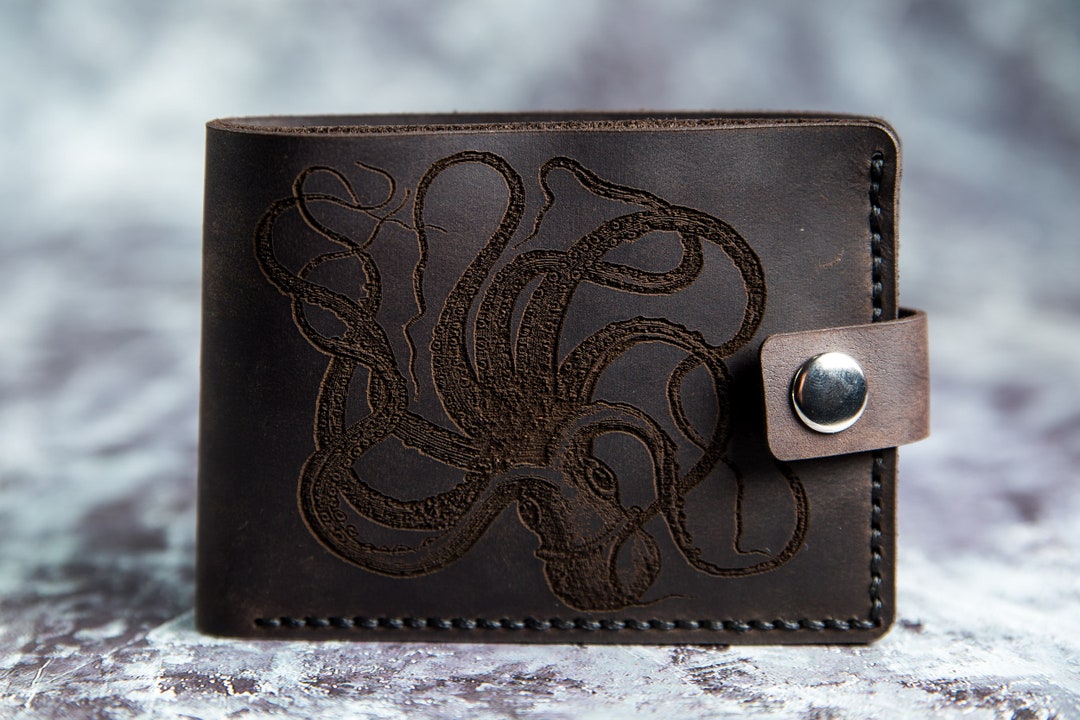 Octopus Wallet Octopus Attacks Mens Leather Wallet Leather Etsy