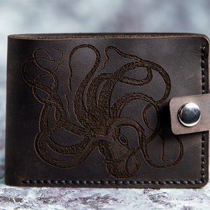 Octopus Wallet Octopus Attacks Mens Leather Wallet Leather Personalized Wallet Octopus Nautical Gift wallet, Octopus Bifold Wallet Wedding