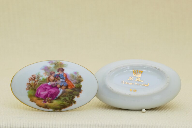 Vintage Oval Limoges Trinket Box With Courting Couple B 42 Etsy