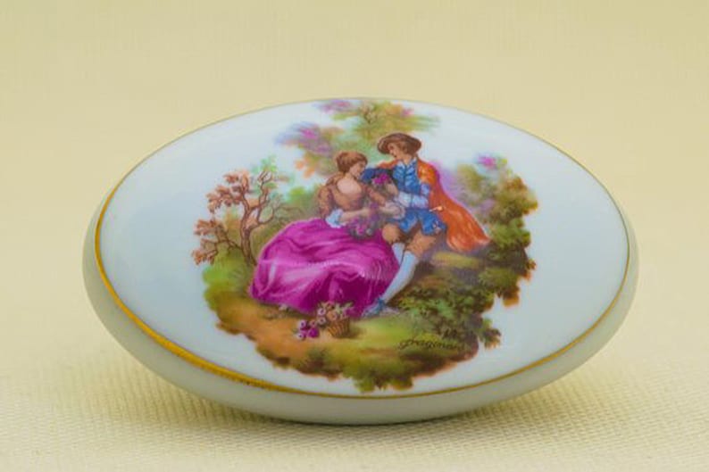 Vintage Oval Limoges Trinket Box With Courting Couple B 42 Etsy