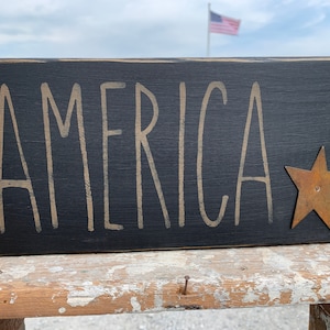 Rustic Patriotic Sign with Rusty Tin Star, Patriotic America Sign, Patriotic Sign, 4th of July Sign, Patriotic Decor, July 4th Decor