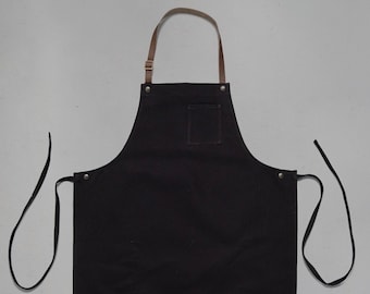 "Chef" apron in fabric and leather neck strap