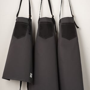 Two-color children&#39;s apron