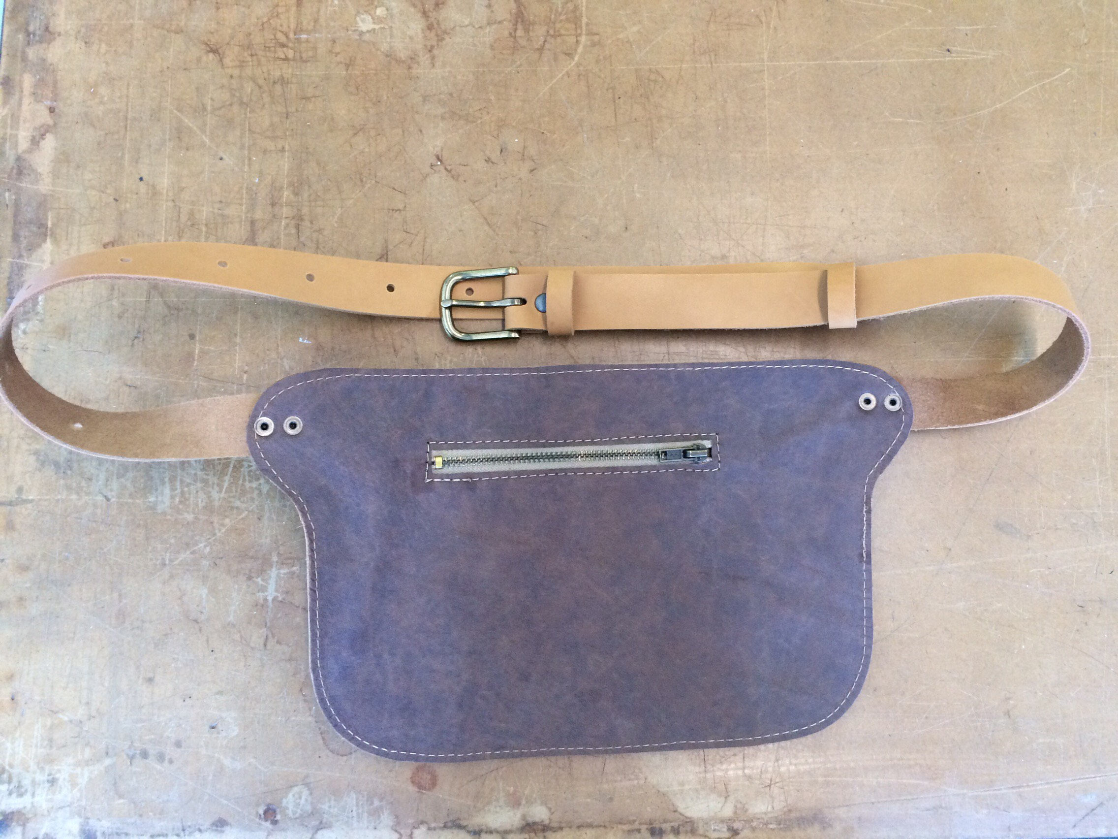 Gardener leather belt