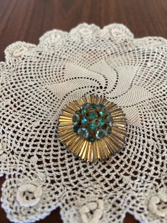 Adele Simpson Brooch - image 4