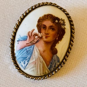 Limoges France Porcelain Cameo Brooch/Pin/Pendant (Rare)