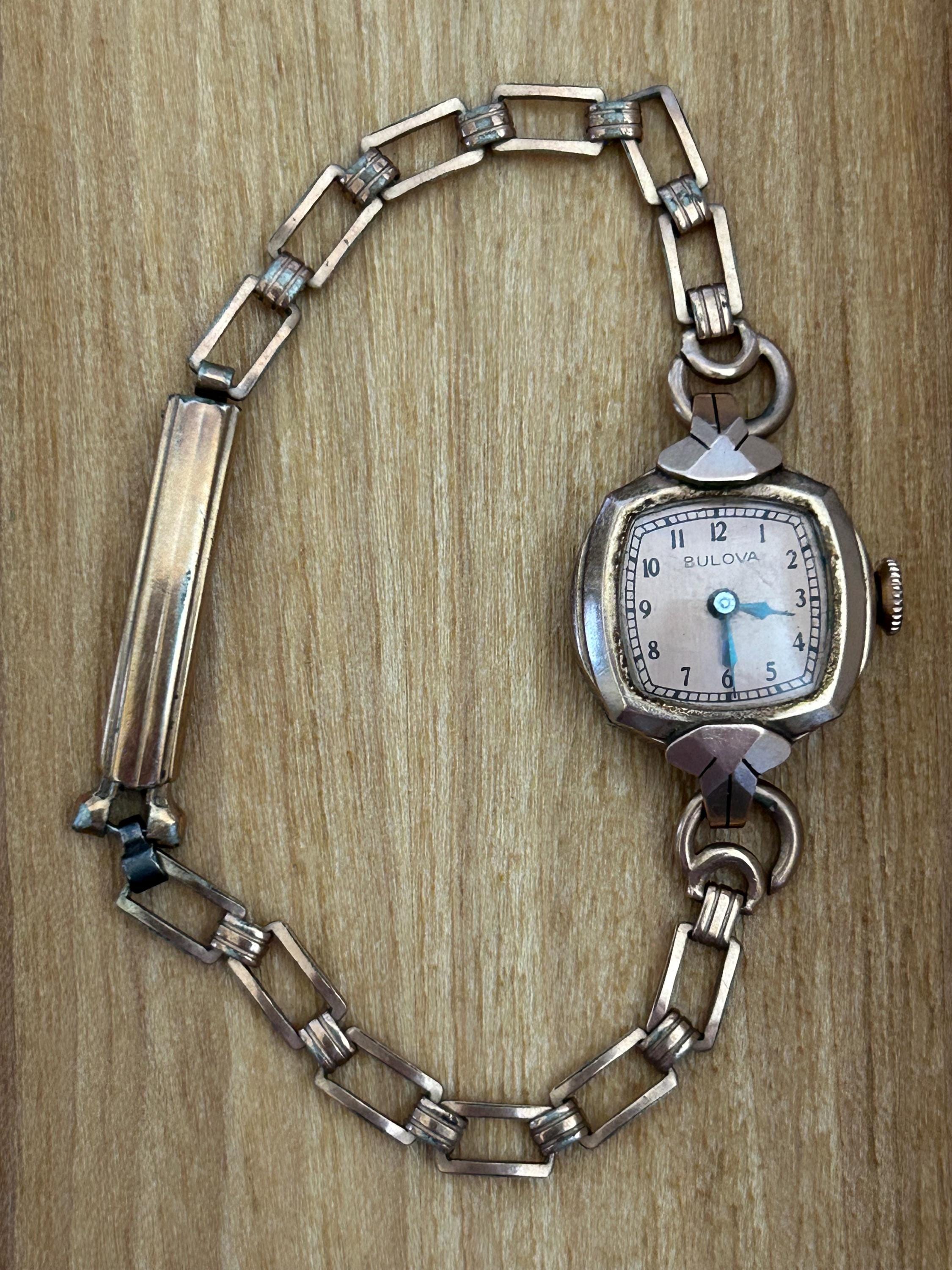 Bulova Watch 1940 - Etsy display picture 2