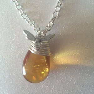 Honey Bee Necklace, Honey Glass Drop Necklace, Bee Necklace, Bee Lover Jewelry