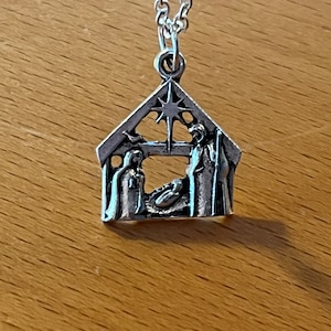 Christmas manger necklace manger scene jewelry holy night jewelry Christmas necklace Star of Bethlehem silver christmas manger