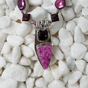 Cobalto Calcite and Watermelon Tourmaline beaded necklace 476