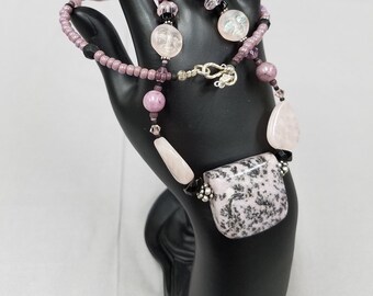 Pink and Black Agate Shield beaded necklace 310