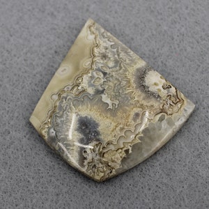 Yellow Mexican Lace Agate designer cabochon 80 image 4