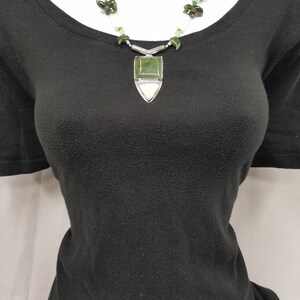 Wyoming Apple Jade and mother of pearl beaded necklace 304 image 3