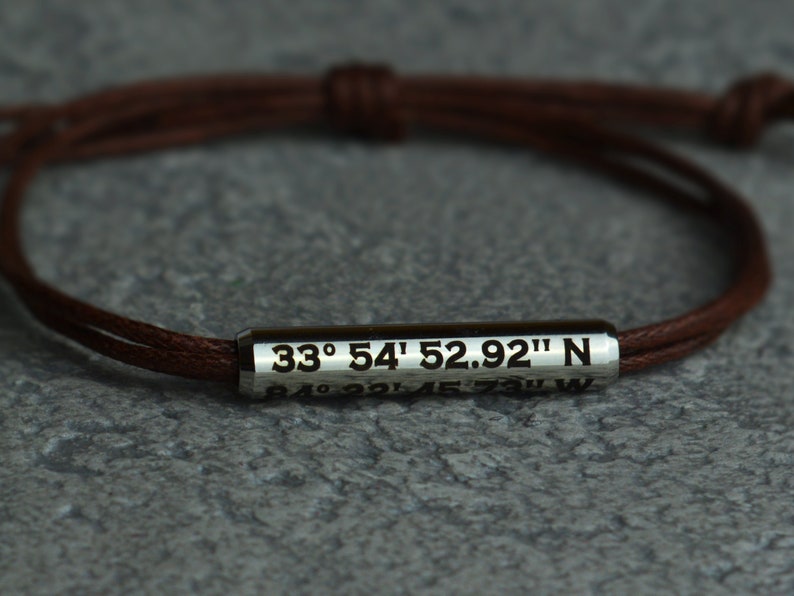 Pulsera de hombre con coordenadas de parejas. Pulsera Latitud Longitud. Pulsera GPS personalizada Parejas. Regalo de aniversario para novio. Regalo De Novio imagen 3