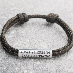 Coördineren armband heren. Mens coördineert GPS-armband, gepersonaliseerde parenarmband. Verjaardagscadeau voor vriend. Vriendje cadeau