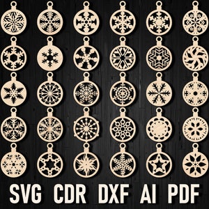 Archivos cortados con láser de copos de nieve de adornos navideños, plantilla vectorial de árbol de Navidad, patrón de modelo de corte láser Año Nuevo Glowforge y corte por láser