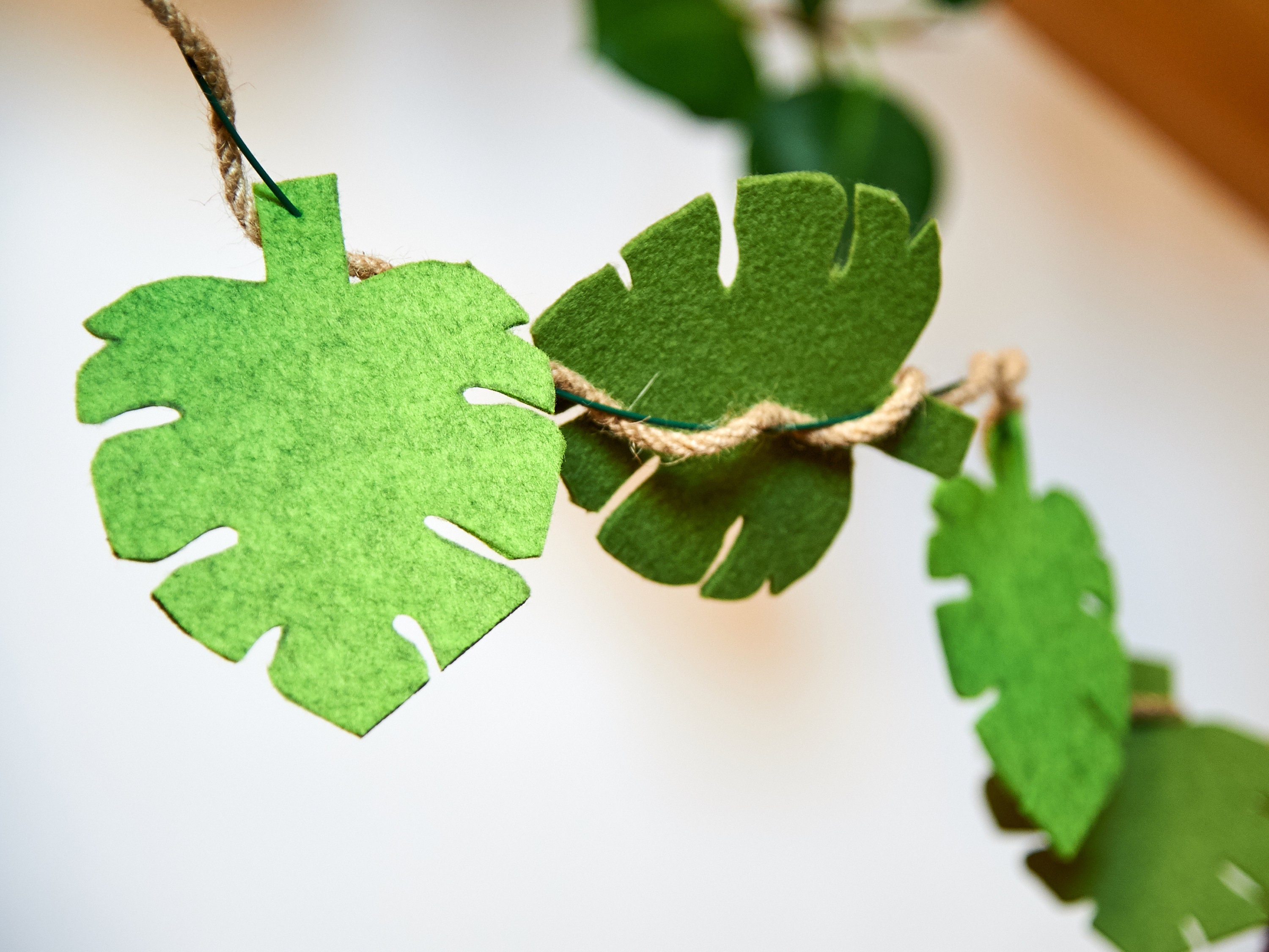 Jungle garland for baby room, leaves garland for toddler, safari garl…
