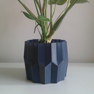 Maceta de interior moderna, maceta geométrica para plantas pequeñas y grandes.