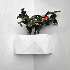 Corner Wall Planter, Vertical Garden Pot, Modern Wall-Mounted Vase