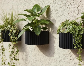 The Lisbona Wall Planter: Geometric Wall Mounted Pot