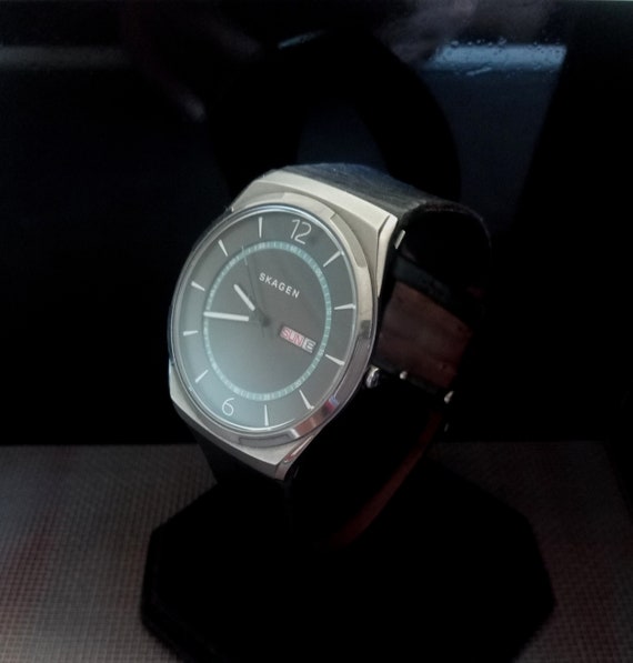 1990's Vintage Skagen Denmark Men's Dress Wristwat