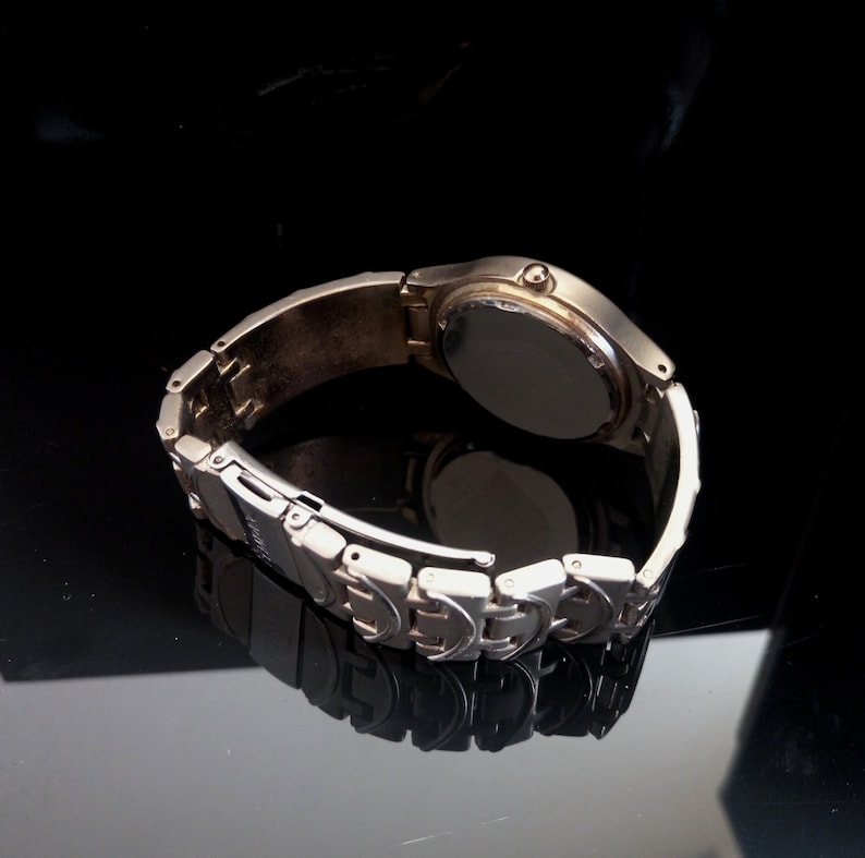 OMAX CRYSTAL QUARTZ Women's Wrist Watch Vintage Omax Etsy