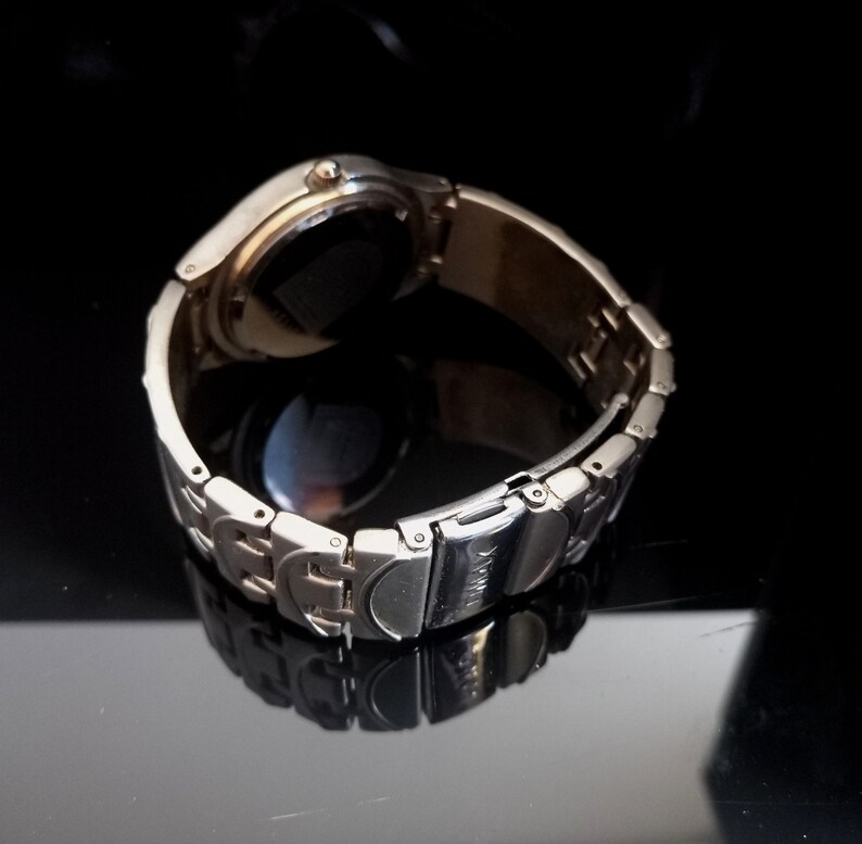 OMAX CRYSTAL QUARTZ Women's Wrist Watch Vintage Omax Etsy