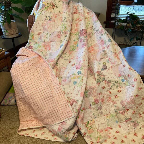 Shabby Chic (New) Pink Vintage quilt - newly made with retro sheets backing