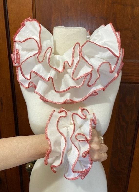 Clown Neck Ruffle Adult White Clown Neck Ruffle Adult White