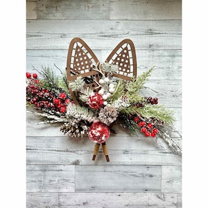 Snowshoes/ Christmas Decor/ Faux Snowshoes/ Snowshoe Decor/ Farmhouse  Christmas/ Rustic Christmas Decor/ Christmas Snowshoes