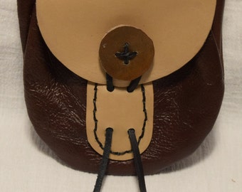 Leather belt pouch