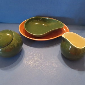 Eva Zeisel Collection - Harvest Green and Coral Cream and Sugar with Two Plates - Wonderful Colors! &quot;A Playful Search for Beauty&quot;