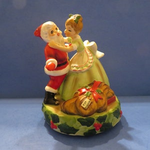 Josef Originals &quot;I Saw Mama Kissing Santa Claus&quot; - Music Box Figurine - Wonderful Vintage - Very Nice!