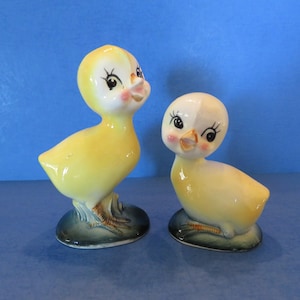 Vintage Norcrest Bird Figurines - Etsy