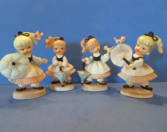 Ucagco Blonde Umbrella Girls w Pink Birds Sitting on Their Pony Tails, Hand or Umbrella- Wonderful Faces - Pink Dresses - Set of Four (4)