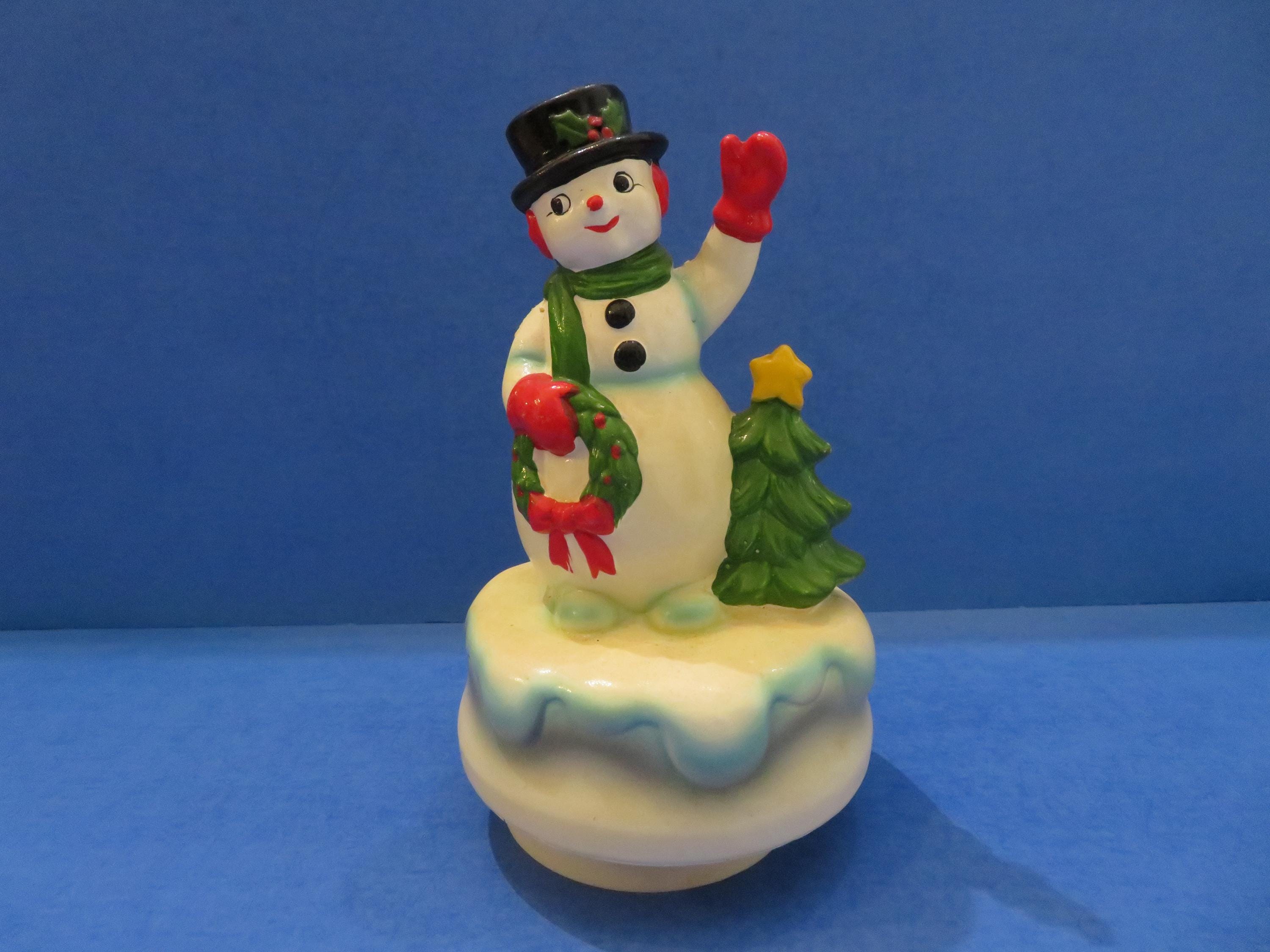 【レア】1997年製　ヴィンテージ　歌うスノーマン　クリスマス　Xmas　飾り Vintage Japan Snowman With Christmas Tree Holding Holly Berry