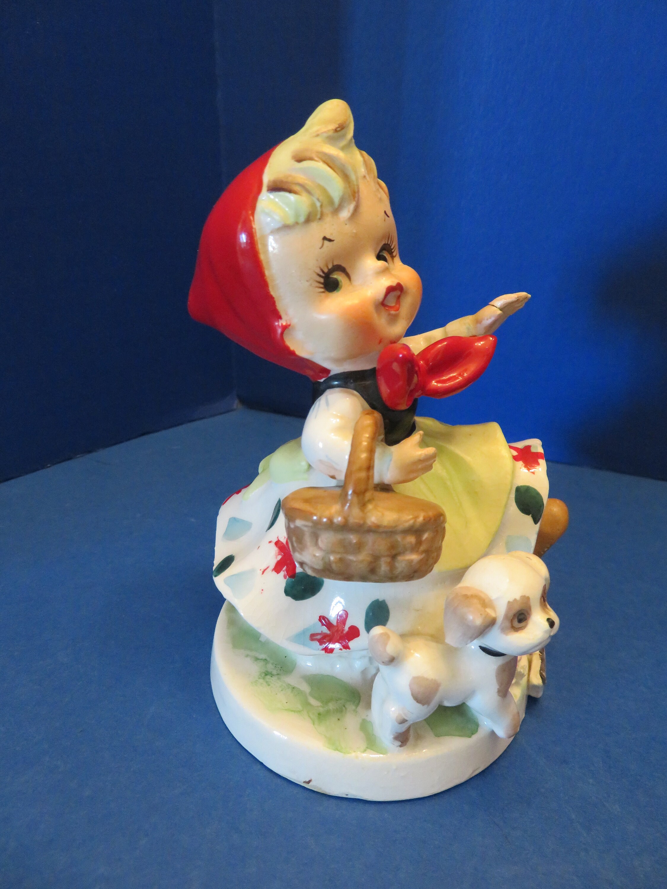 TMJ Nursery Rhyme Girl to Market She Wears Yellow Apron and Etsy