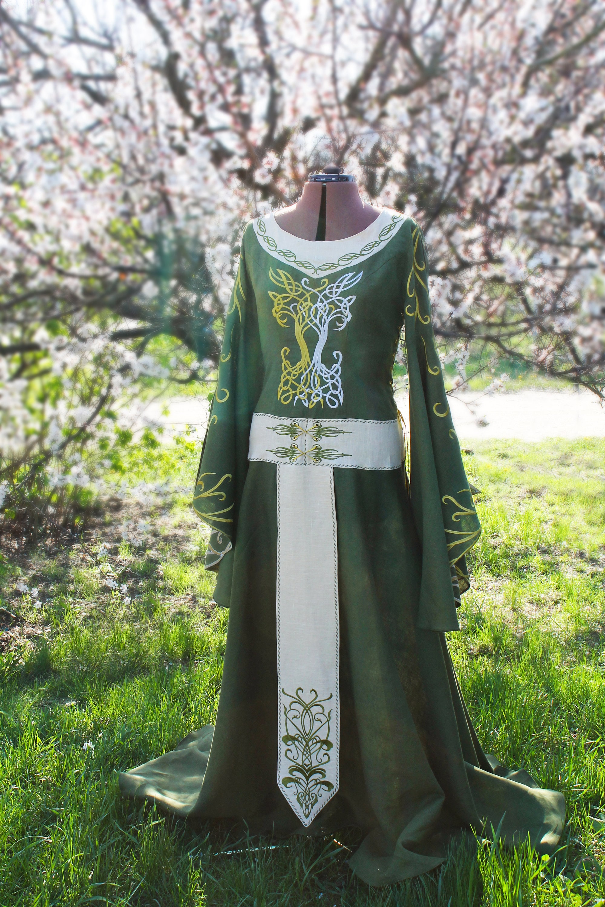 Celtic Bridal Gown Green - Etsy Celtic Bridal Gown Green - Etsy