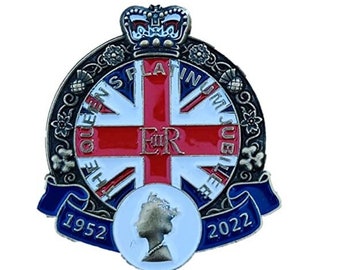 UK-P510 Copper Union Jack 1952-2022 The Queen's Platinum Jubilee ER Brooch Enamel Pin Badge