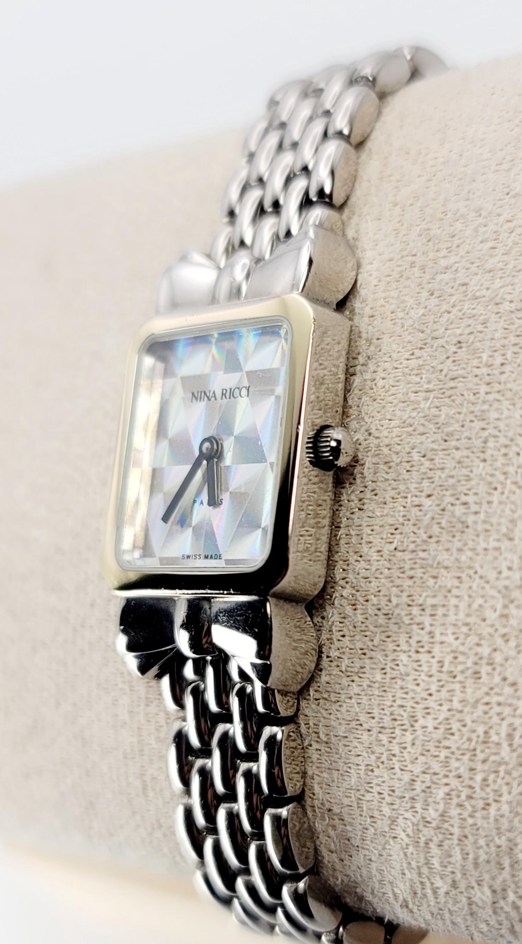 Vintage Nina ricci D‑950 “sparkle/stardust” Dial Swiss Made 