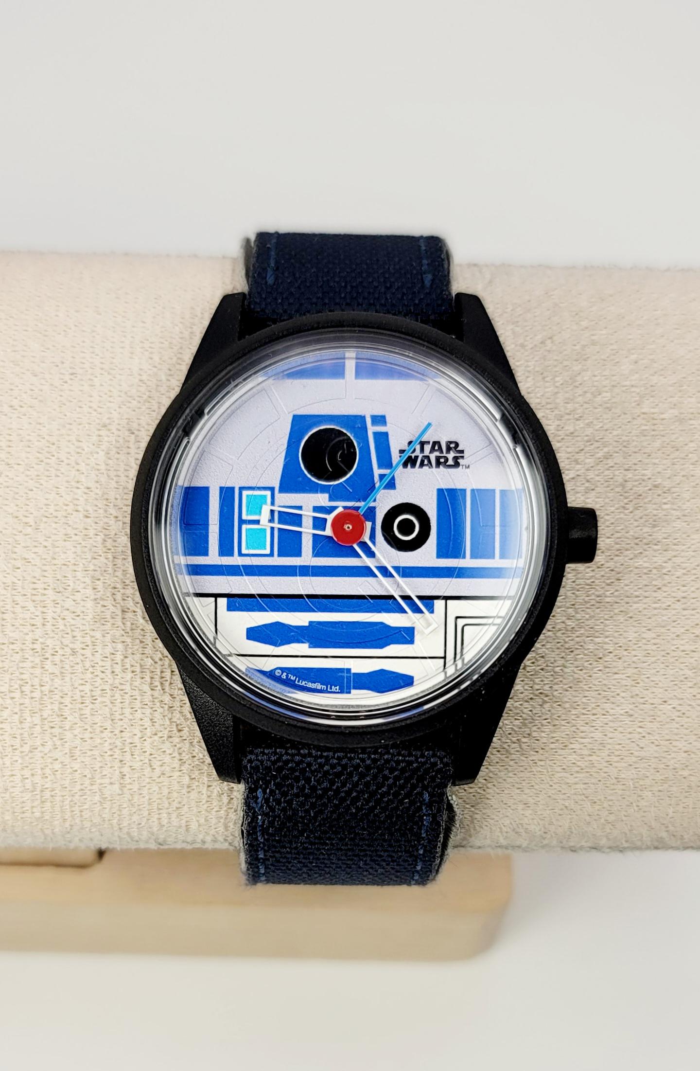 【ANA スターウォーズ】コラボ　BB8　限定200本　クロノグラフ　腕時計 ANA スターウォーズ】コラボ BB8 限定200本 クロノグラフ 腕時計