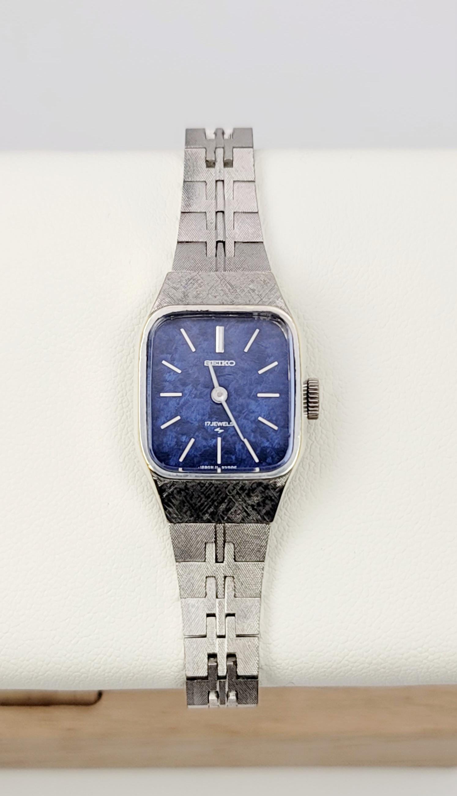 Vintage Seiko 11-4120 Manual Hand-wind Watch | 17 Jewels Blue Dial
