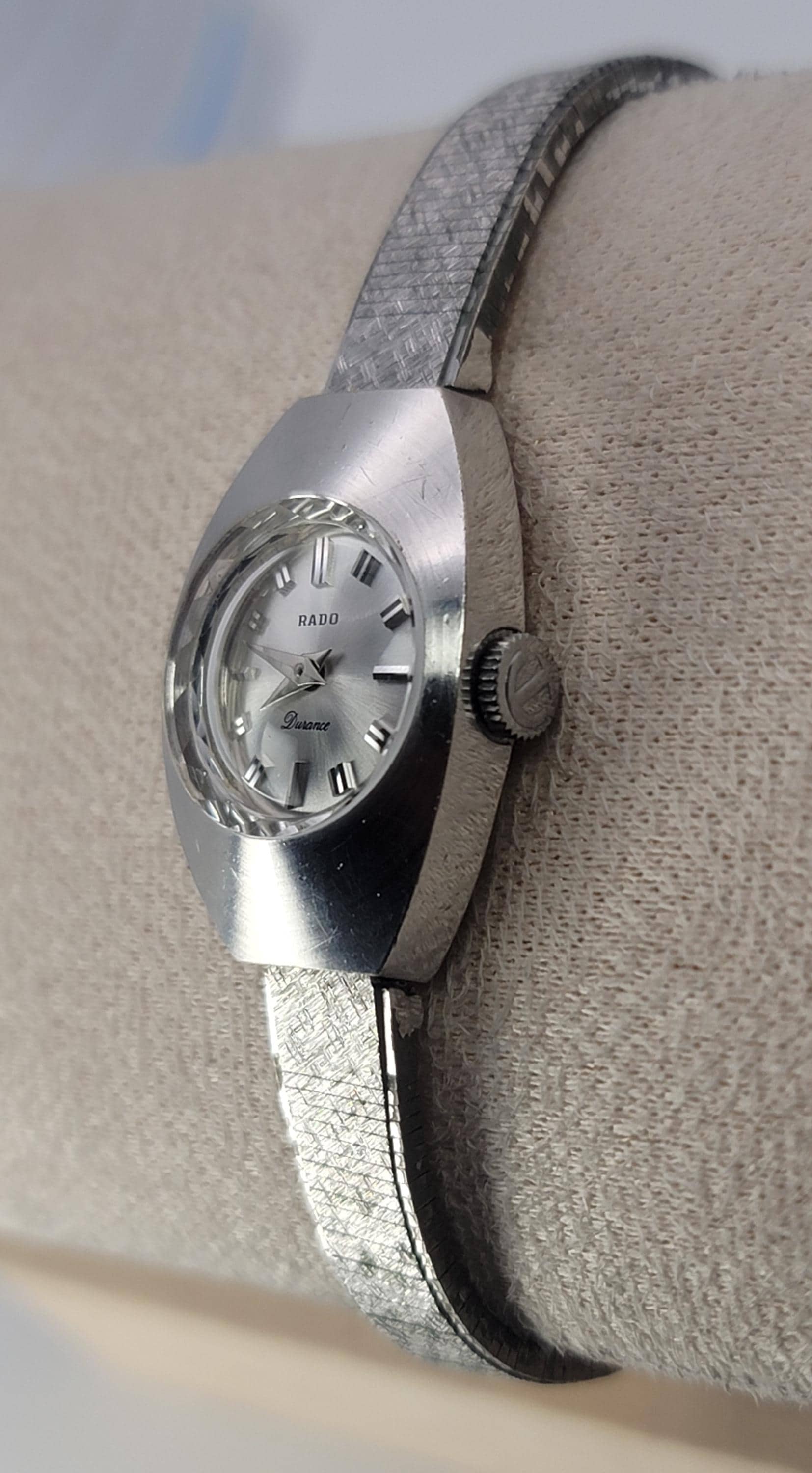 Vintage Rado Durance Ladies Mechanical Watch – Manual Wind – Runs Well Vintage Rado Durance Ladies Mechanical Watch – Women main image 4