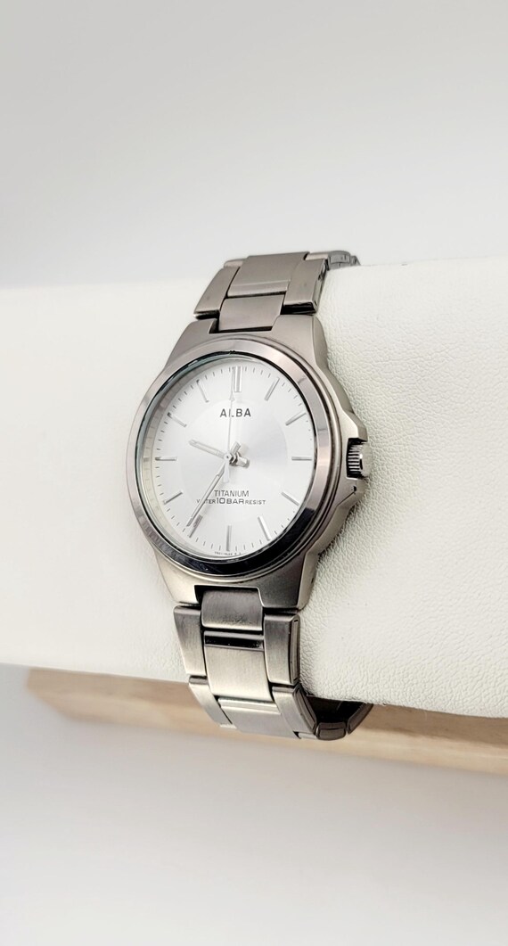 SEIKO ALBA TITANIUM V501-0DN0 MENS | SEIKO ALBA TITANUM 10BAR V501 