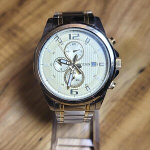 Montre chronographe deux tons Citizen 0510-S090440F - Cadran doré, occasion, fonctionnelle